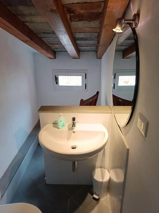 Apartamento Novella'S Loft Near Santa Maria Novella Station Florencia Exterior foto